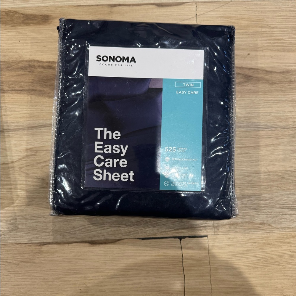 Sonoma Easy Care Twin Sheet Set in Deep Blue